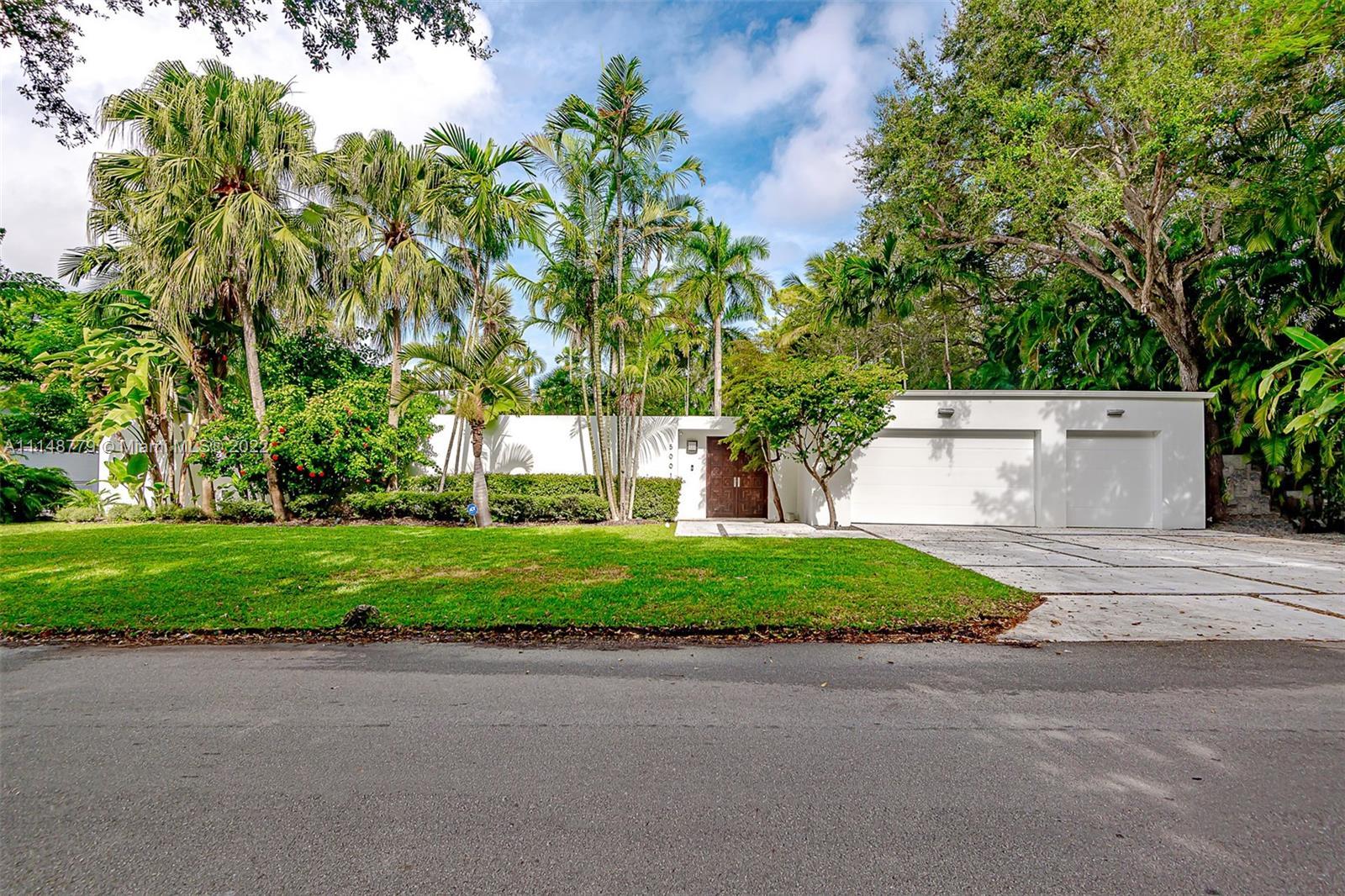 5001 SW 76th St, Miami FL 33143
