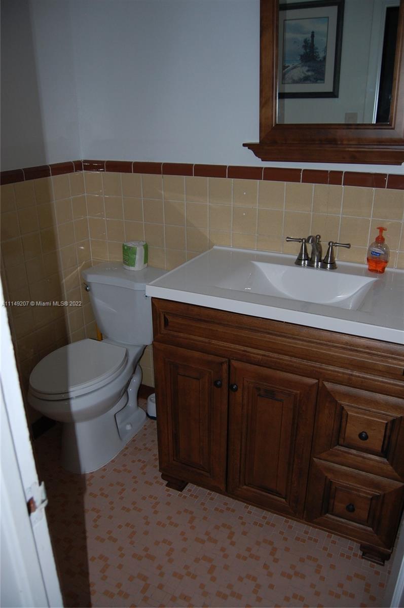 7 Palm Plz # 7, Homestead FL 33030 photo 4