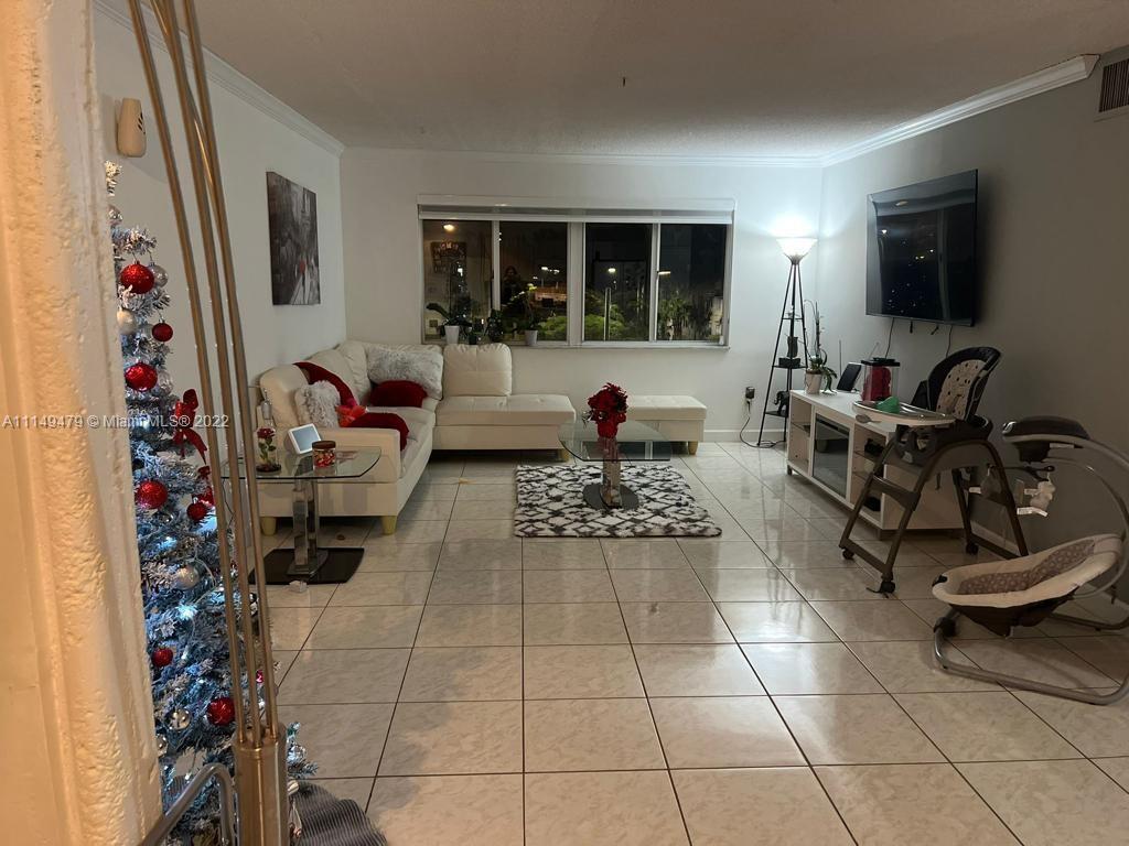 14830 Naranja Lakes Blvd, Homestead FL 33032 photo 2