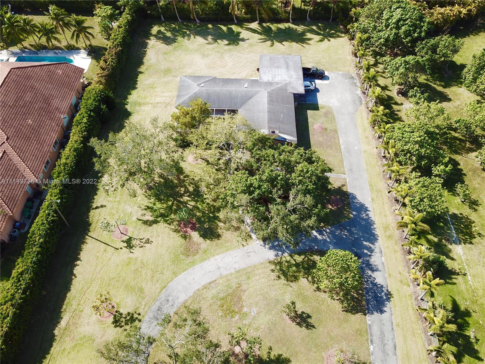 Palmetto Bay, FL 33158 photo 2