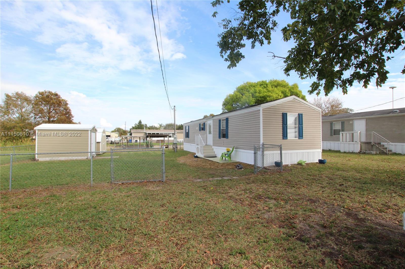 1367 Lake Drive West, Other City - In The State Of Florida FL 34974 photo 2