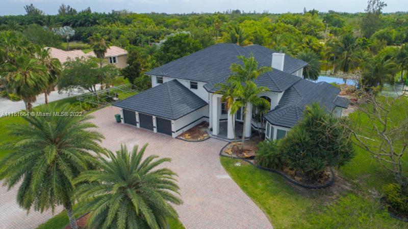 11080 SW 23rd St, Davie FL 33324 photo 2