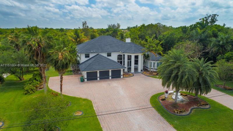 11080 SW 23rd St, Davie FL 33324