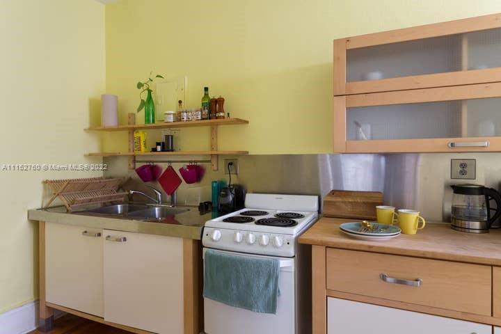 124 Mendoza Ave # 12, Coral Gables FL 33134 photo 3