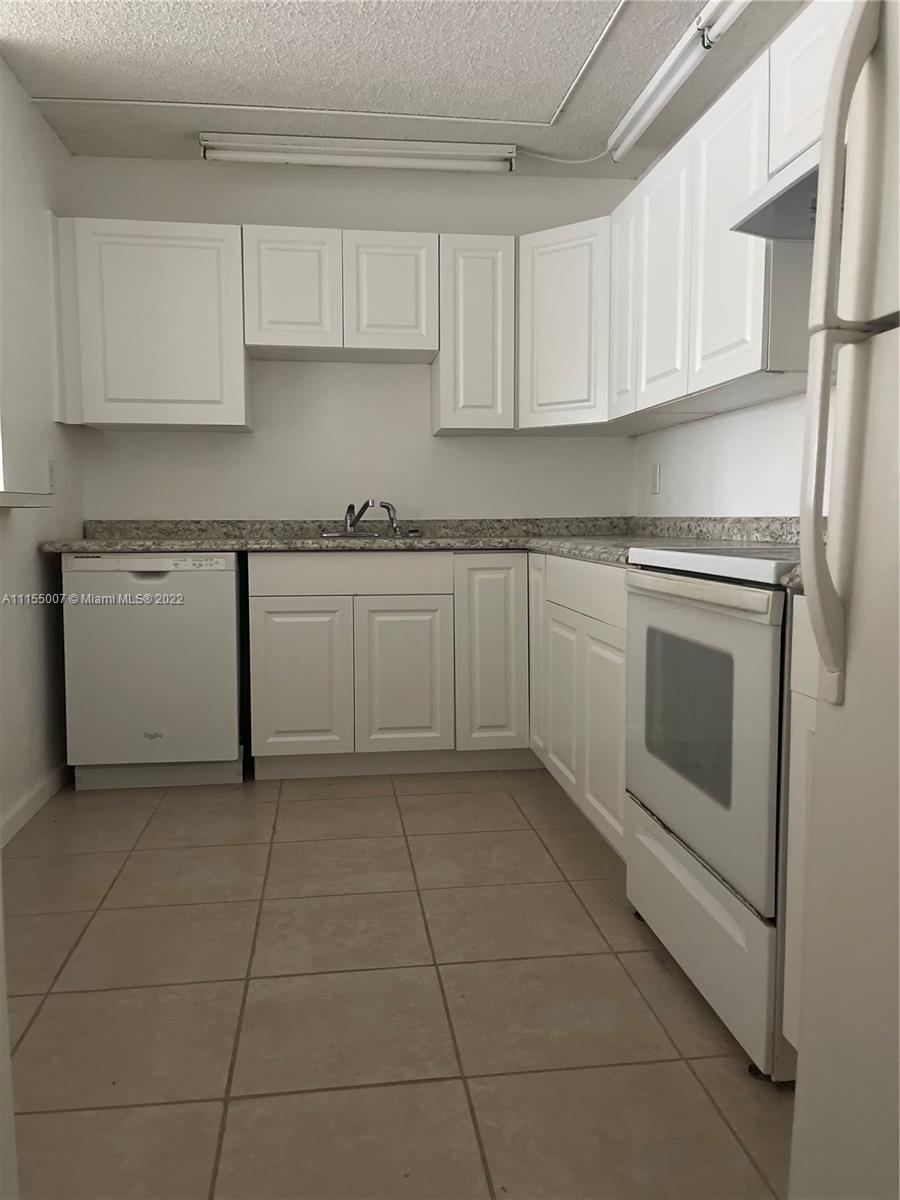 14840 Naranja Lakes Blvd, Homestead FL 33032