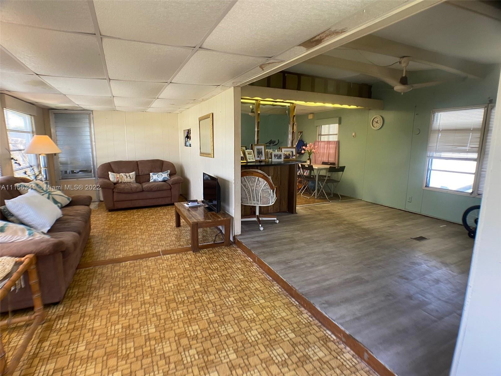 5318 NW 1st Ave, Deerfield Beach FL 33064 photo 3