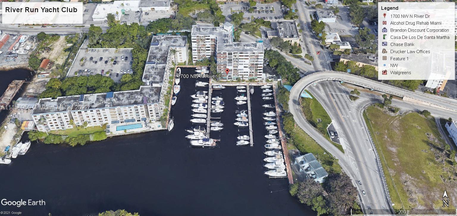 1700 NW North River Dr, Miami FL 33125 photo 2