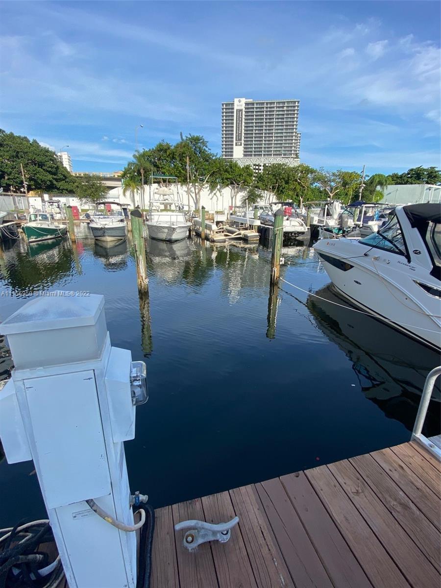 1700 NW North River Dr, Miami FL 33125