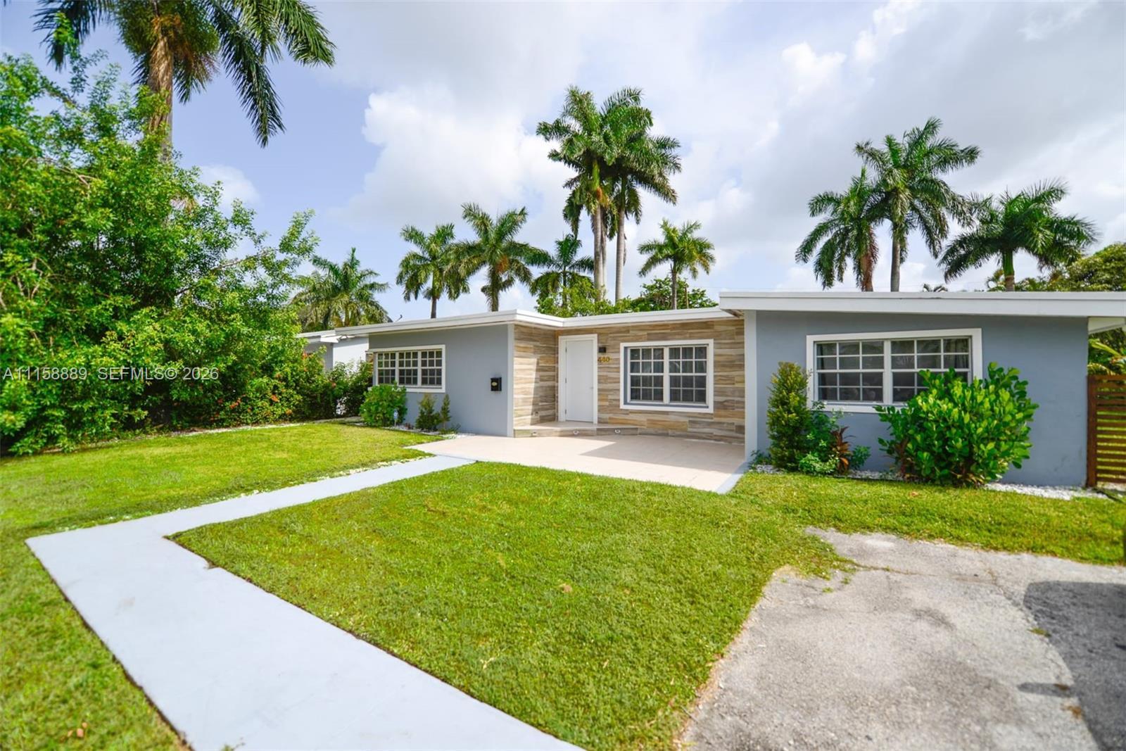 440 NE 141st St, North Miami FL 33161