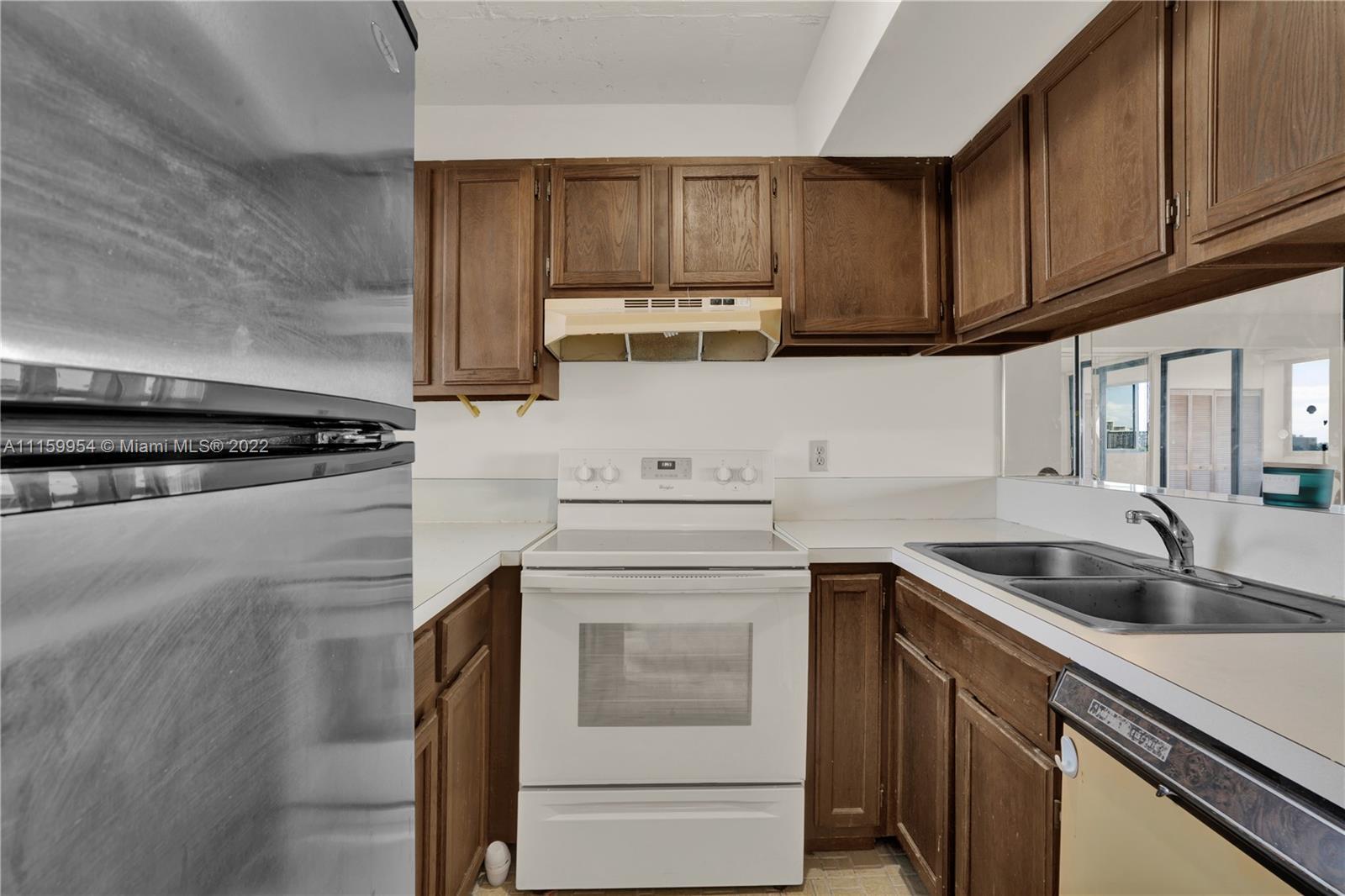 2950 SW 3rd Ave # 9E, Miami FL 33129 photo 5