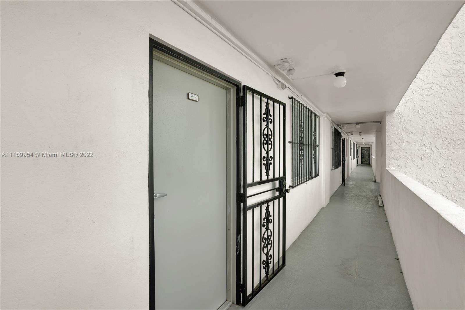 2950 SW 3rd Ave # 9E, Miami FL 33129 photo 4