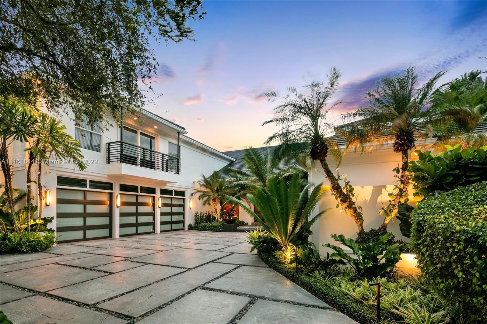 555 Middle River Dr, Fort Lauderdale FL 33304 photo 3
