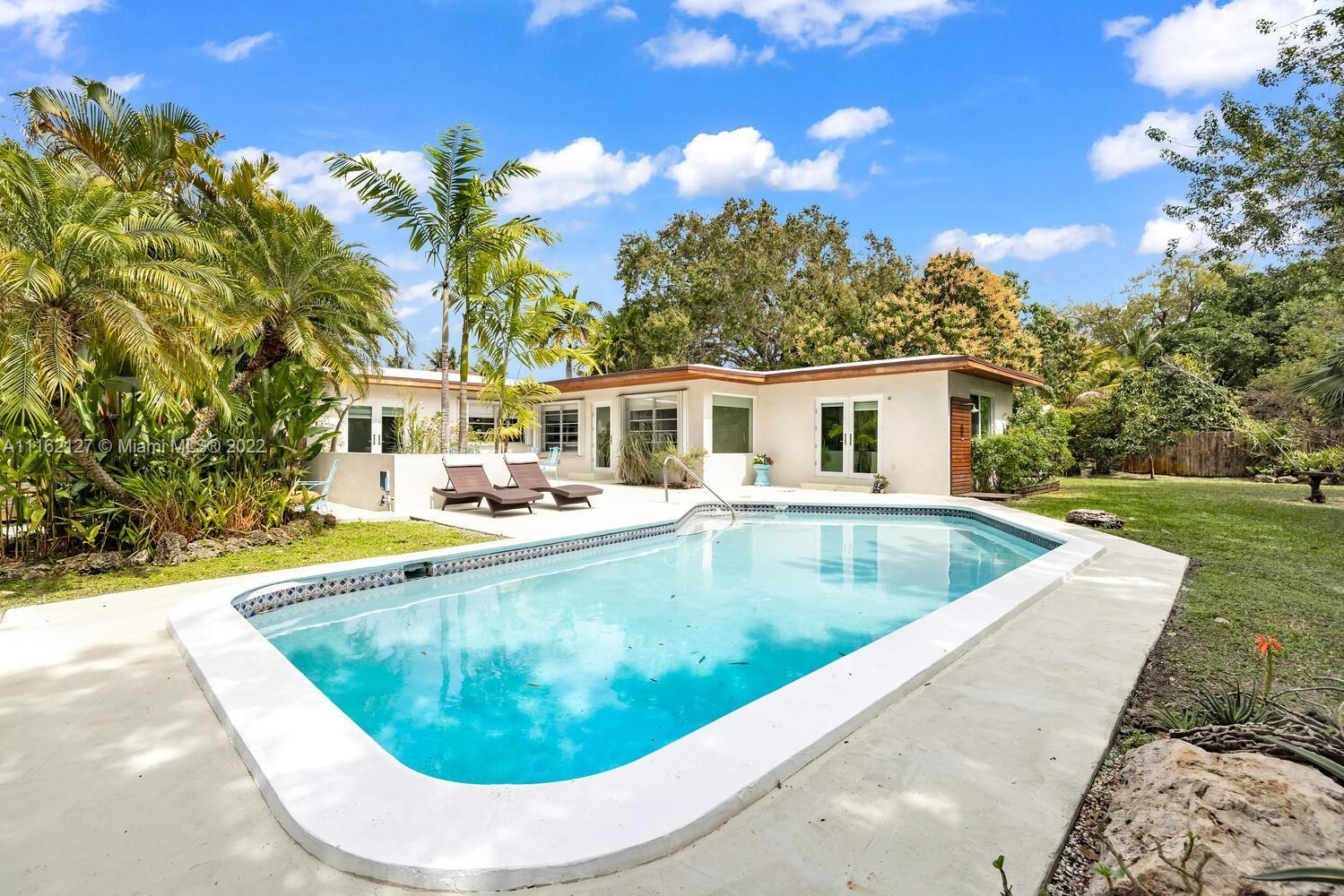 54 NW 152 St, Miami FL 33169 photo 4