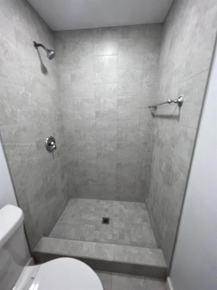 16667 SW 52nd St, Miami FL 33185 photo 3