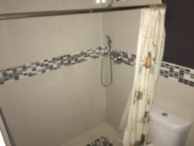 Fort Lauderdale, FL 33317 photo 4