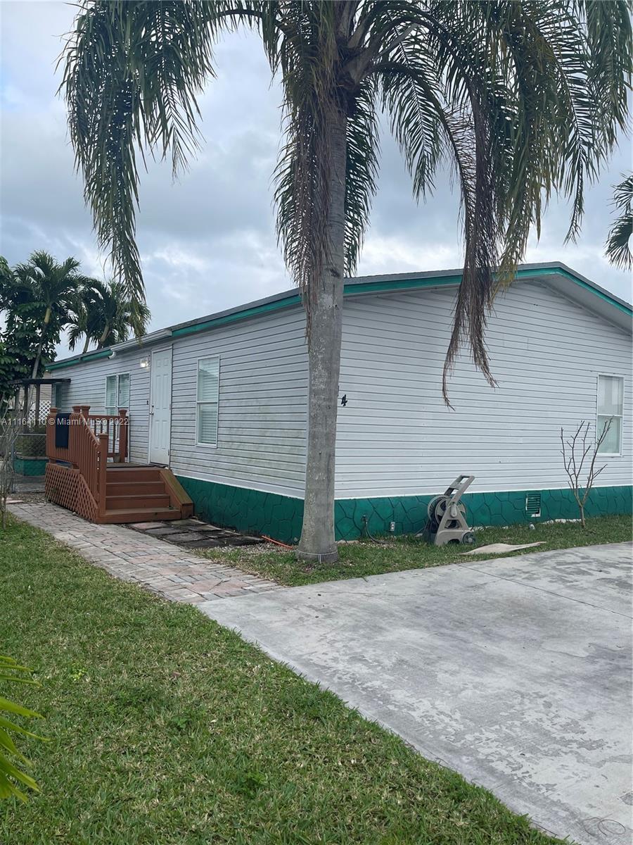 19800 SW 180th Ave Unit 414, Miami FL 33187 photo 2