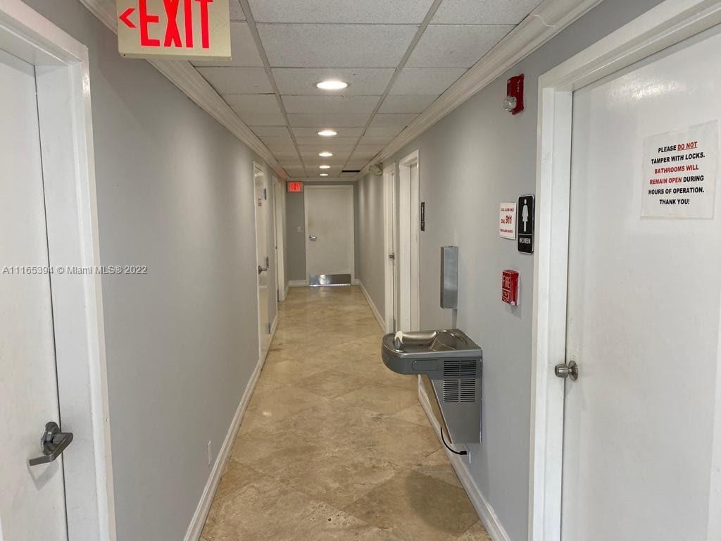2727 E Oakland Park Blvd # 105, Fort Lauderdale FL 33306 photo 4