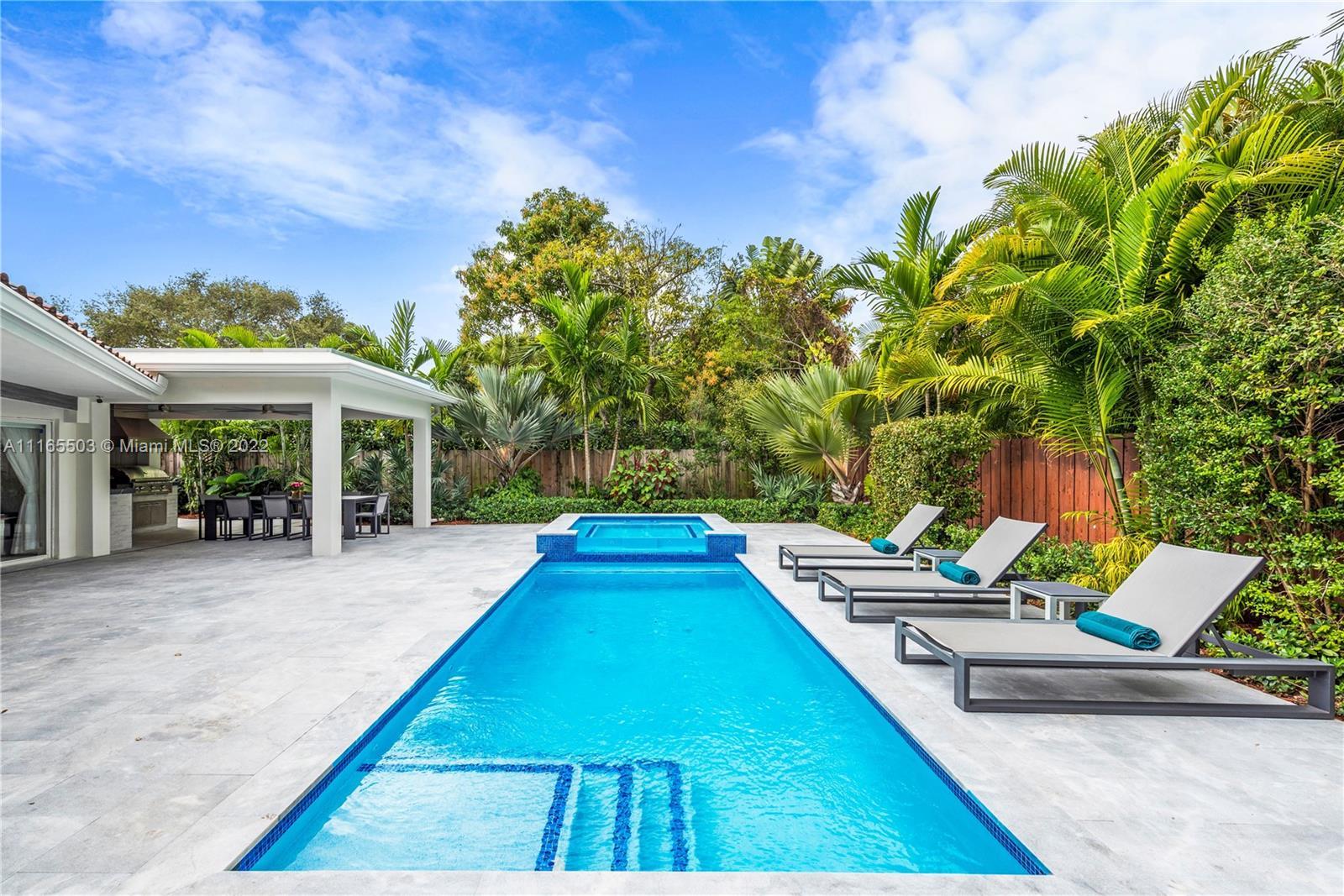 1019 NE 115th St, Biscayne Park FL 33161