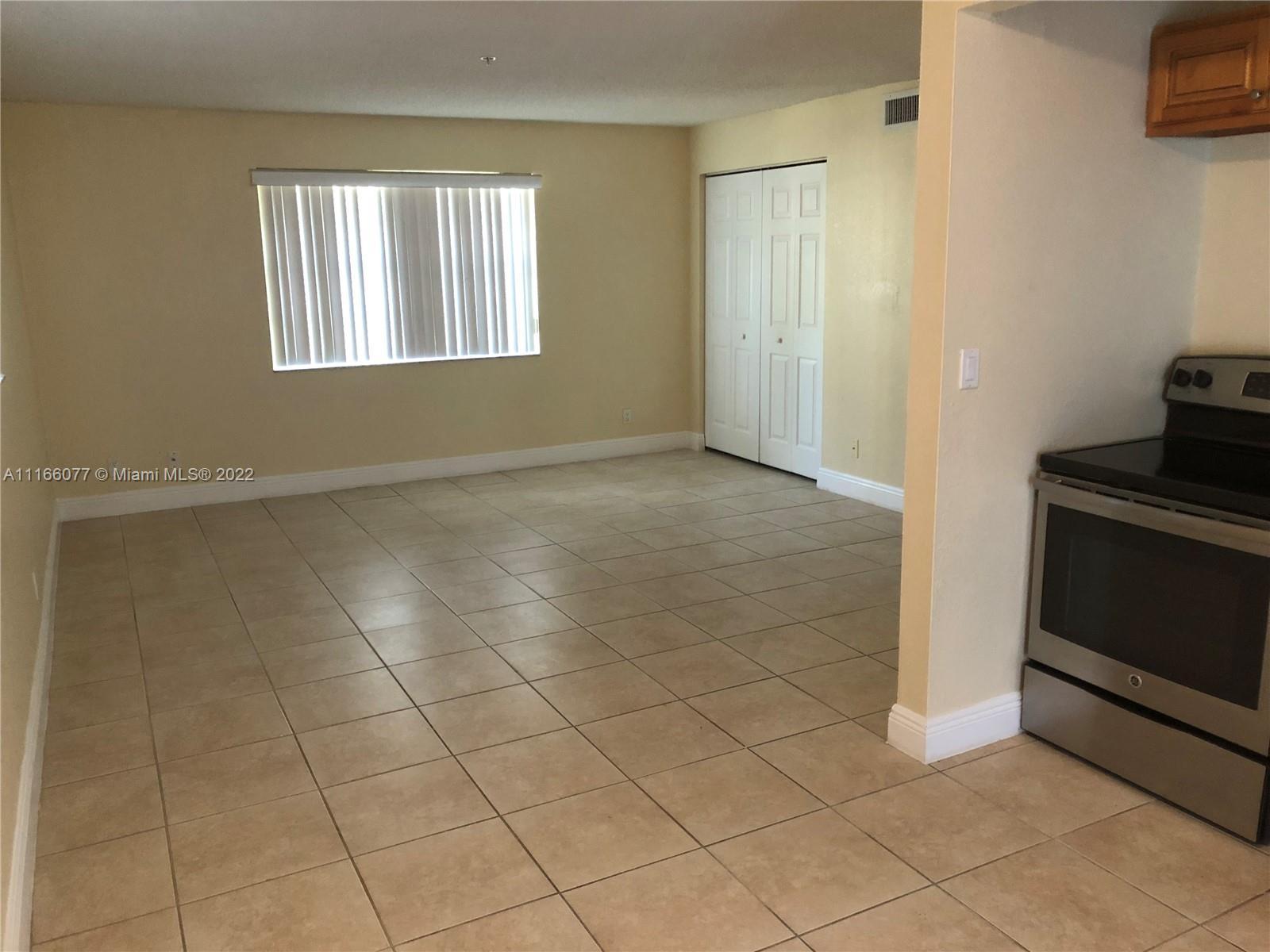 4251 NW 5th St # 126, Plantation FL 33317 photo 3