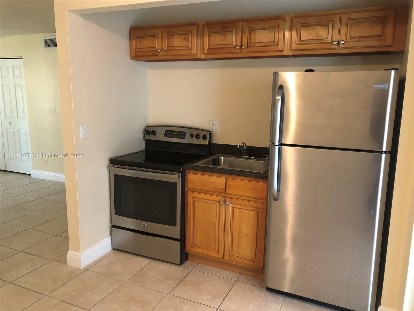 4251 NW 5th St # 126, Plantation FL 33317