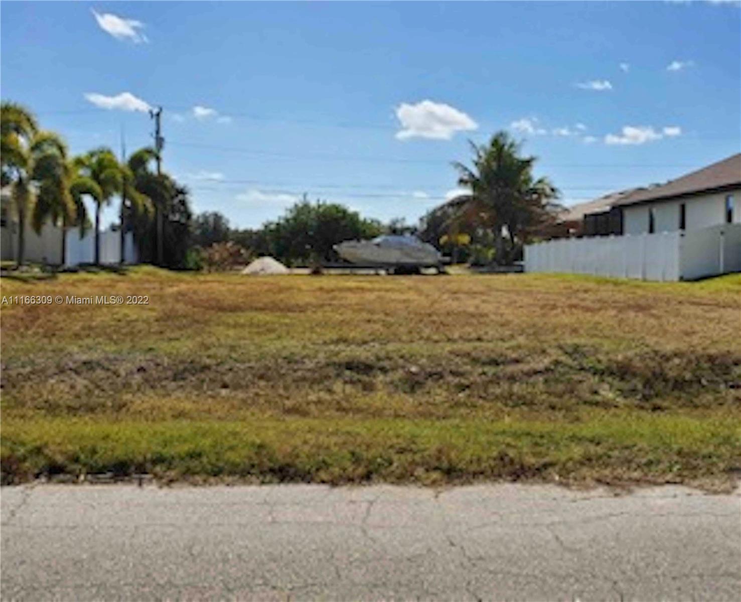 2700 SW Embers Ter, Cape Coral FL 33991