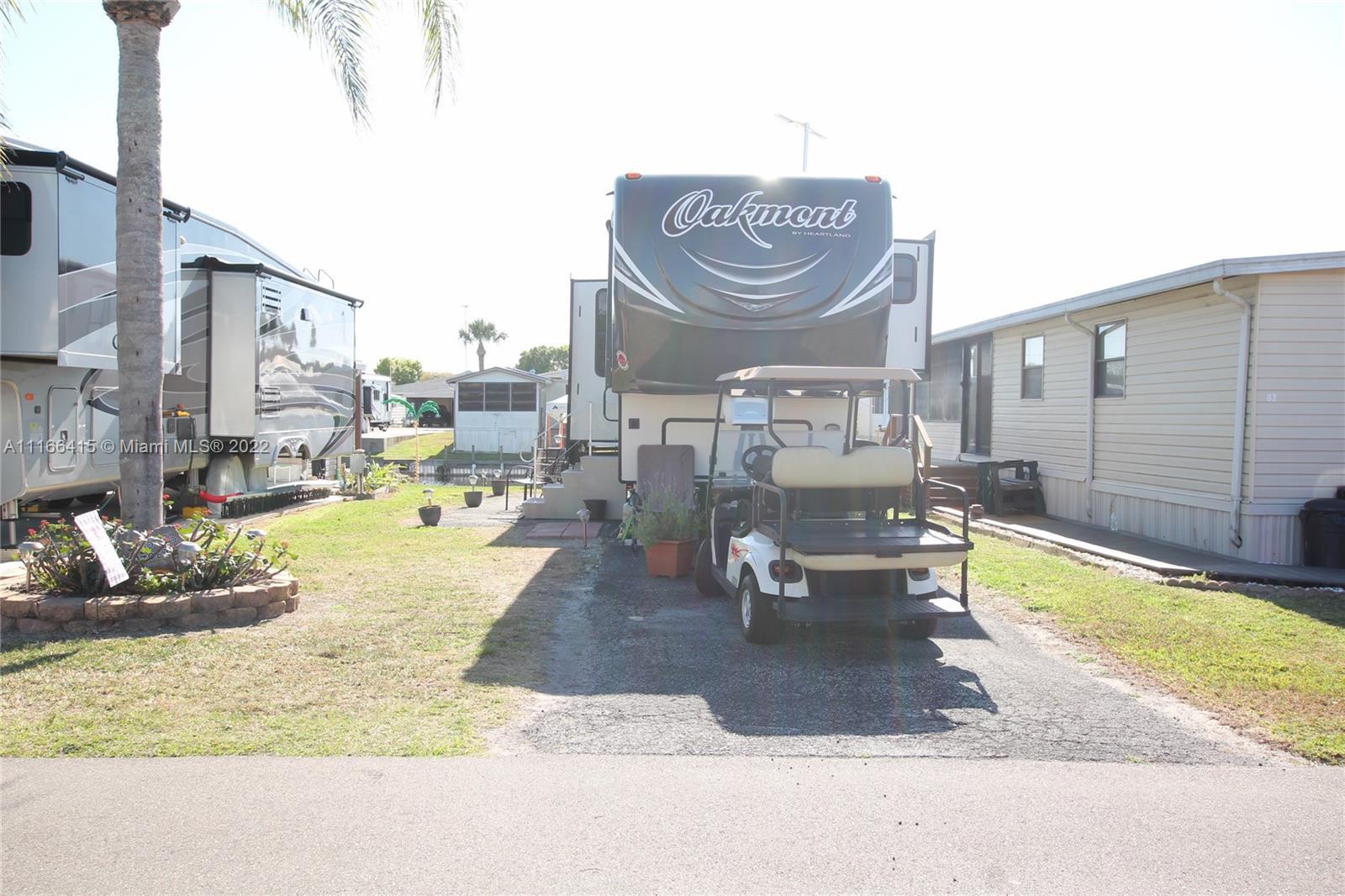 1213 Linda, Bulkhead Ridge FL 34974 photo 3