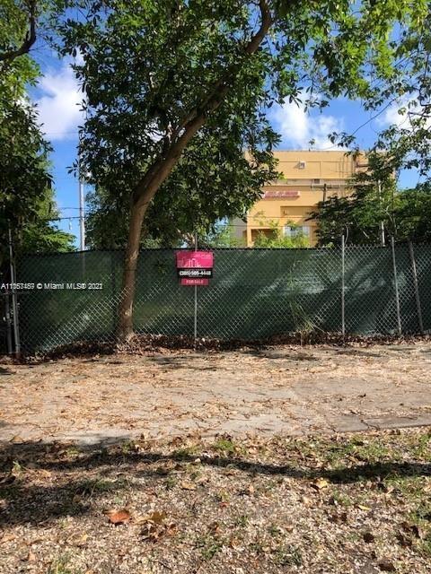 3927 Washington Ave, Miami FL 33133
