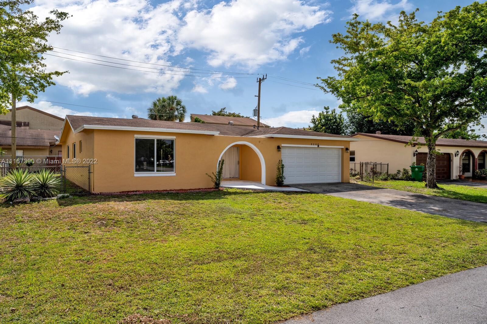 3021 Tara Rd, Miramar FL 33025 photo 5