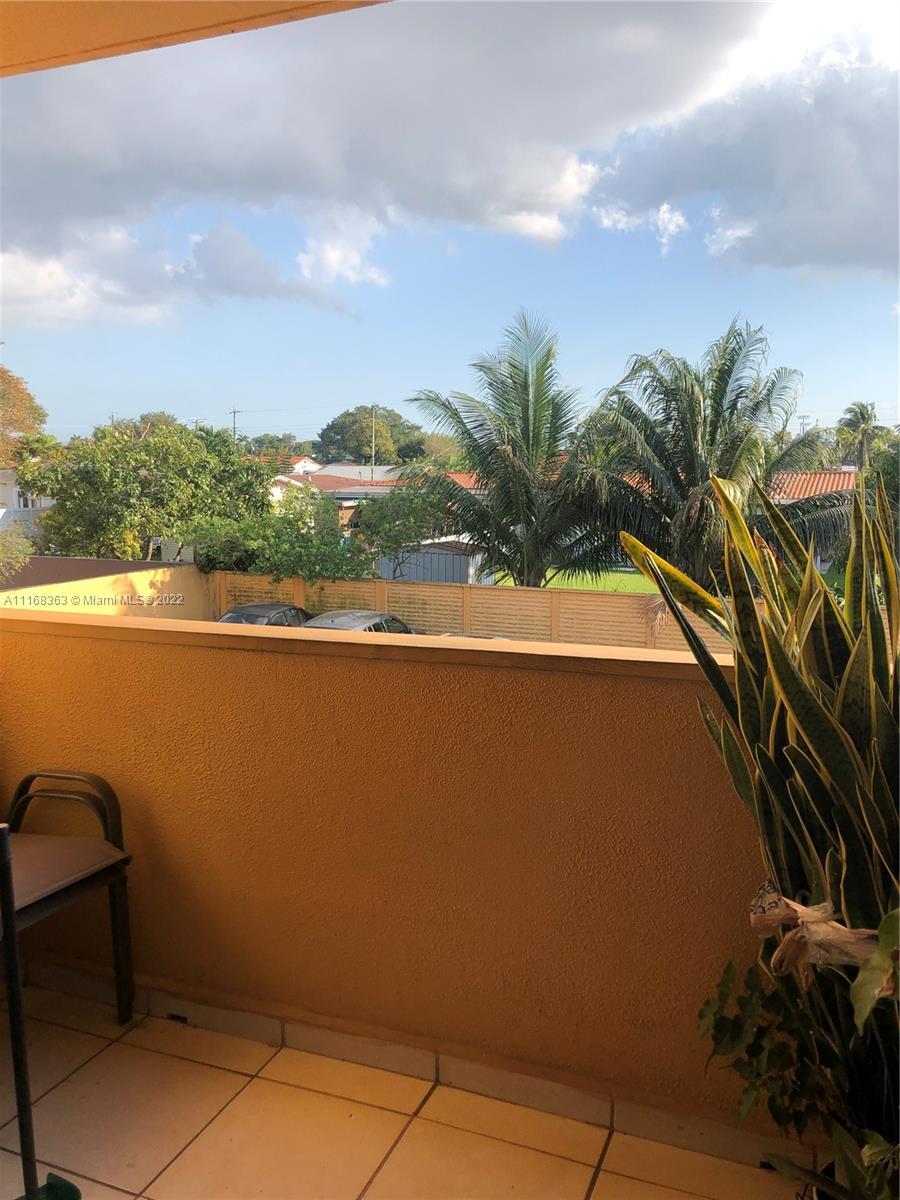 8990 SW 24th St # 226, Miami FL 33165