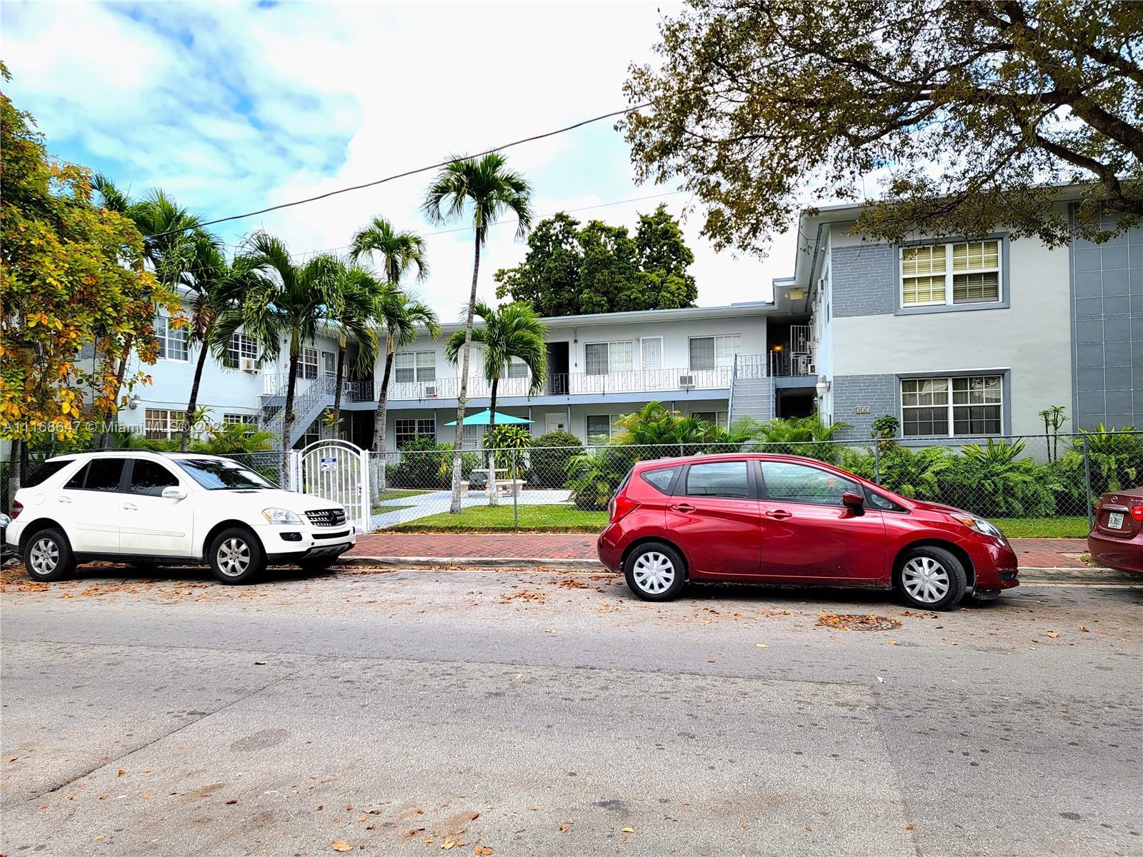 555 SW 16th Ave # 12, Miami FL 33135