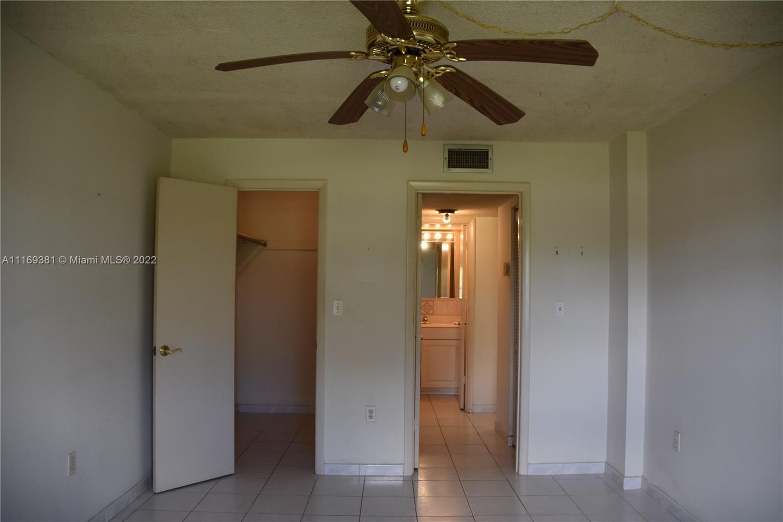 9455 W Flagler St, Miami FL 33174 photo 4