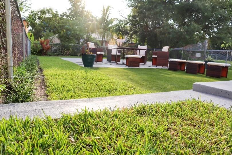 1520 NW 1st Ave, Miami FL 33136 photo 3