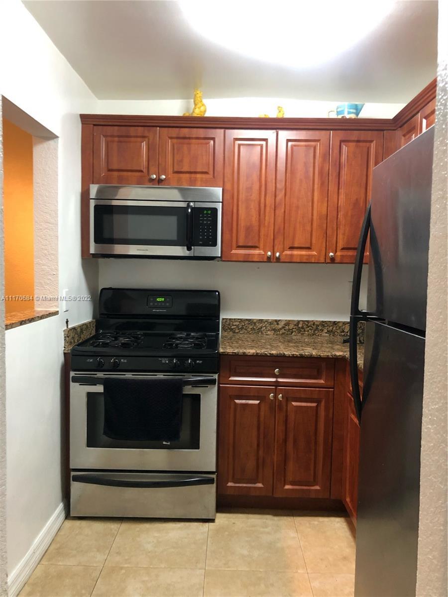 14500 SW 88th Ave # 217, Palmetto Bay FL 33176 photo 3
