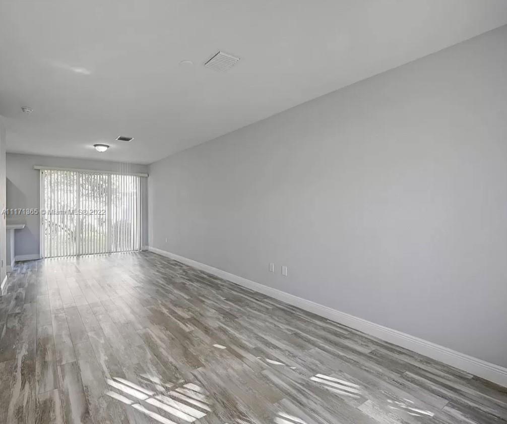 795 NW 170th Ter, Pembroke Pines FL 33028 photo 3