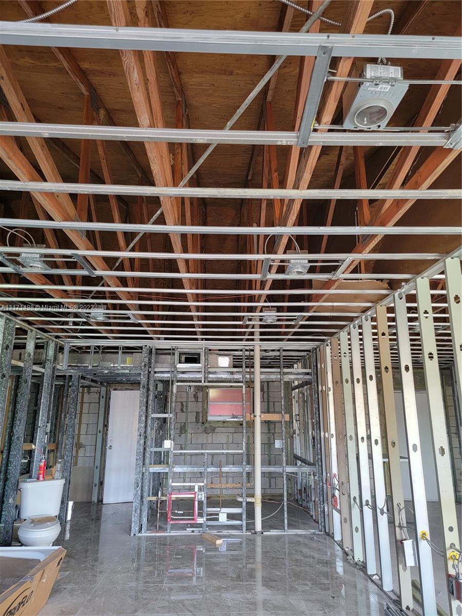 3700 NW 21 ST # 412, Lauderdale Lakes FL 33311 photo 3