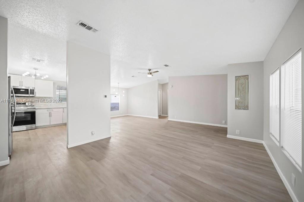 19800 SW 180th Ave Unit#475, Miami FL 33187 photo 4
