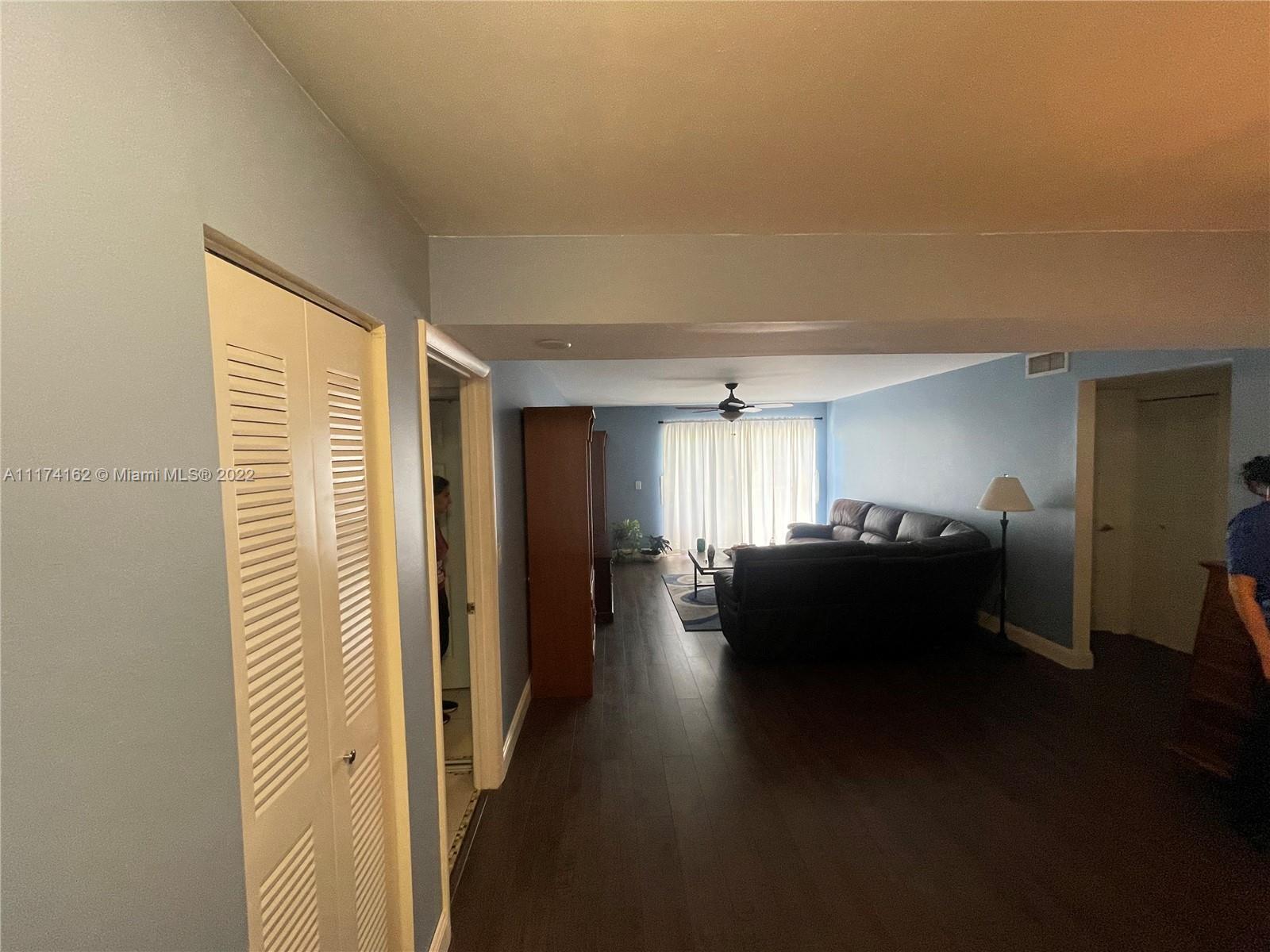 21121 SW 85th Ave # 312, Cutler Bay FL 33189 photo 4