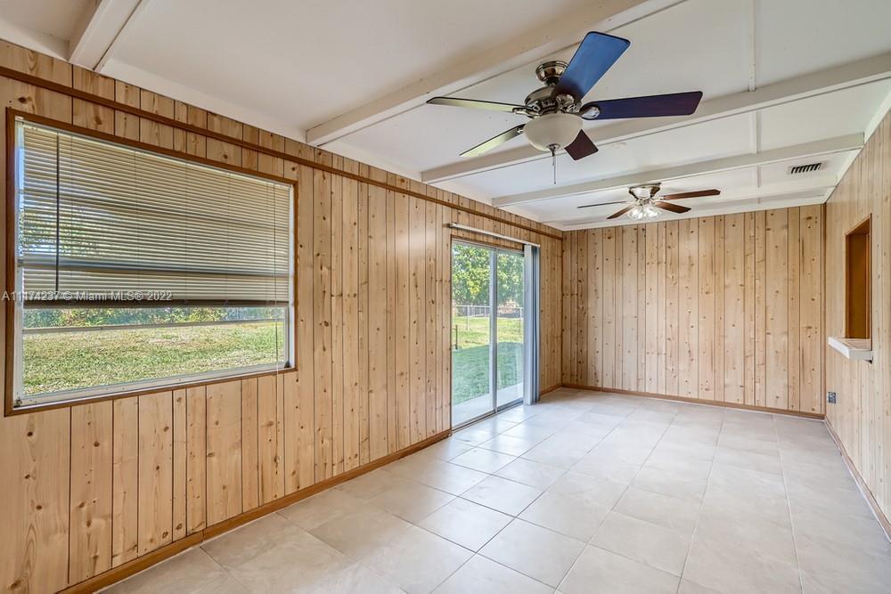 325 NW Fairfax Avenue, Port St. Lucie FL 34983 photo 5