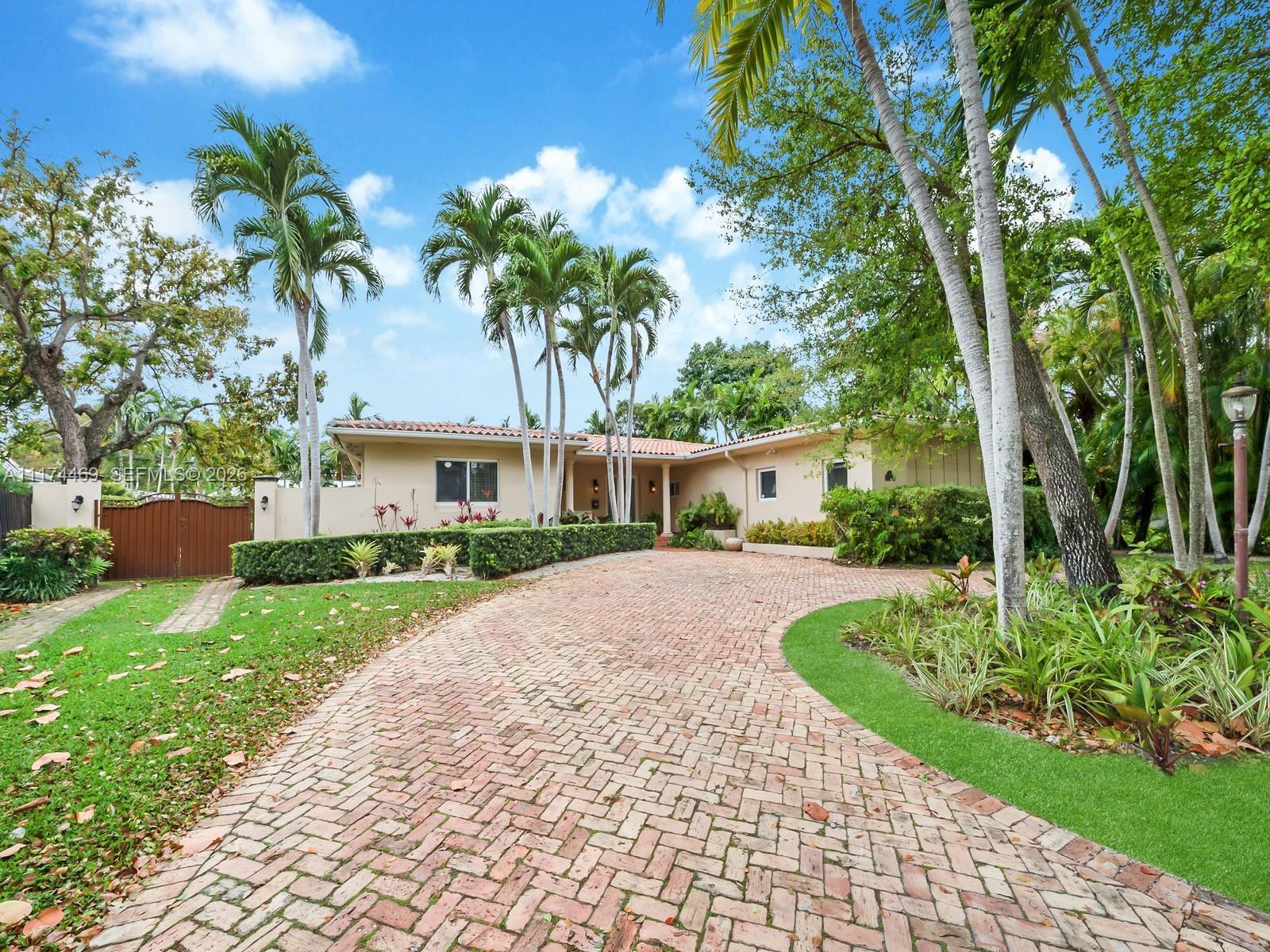 60 Samana Dr, Miami FL 33133