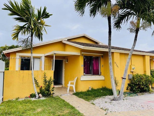 12261 SW 194th St, Miami FL 33177