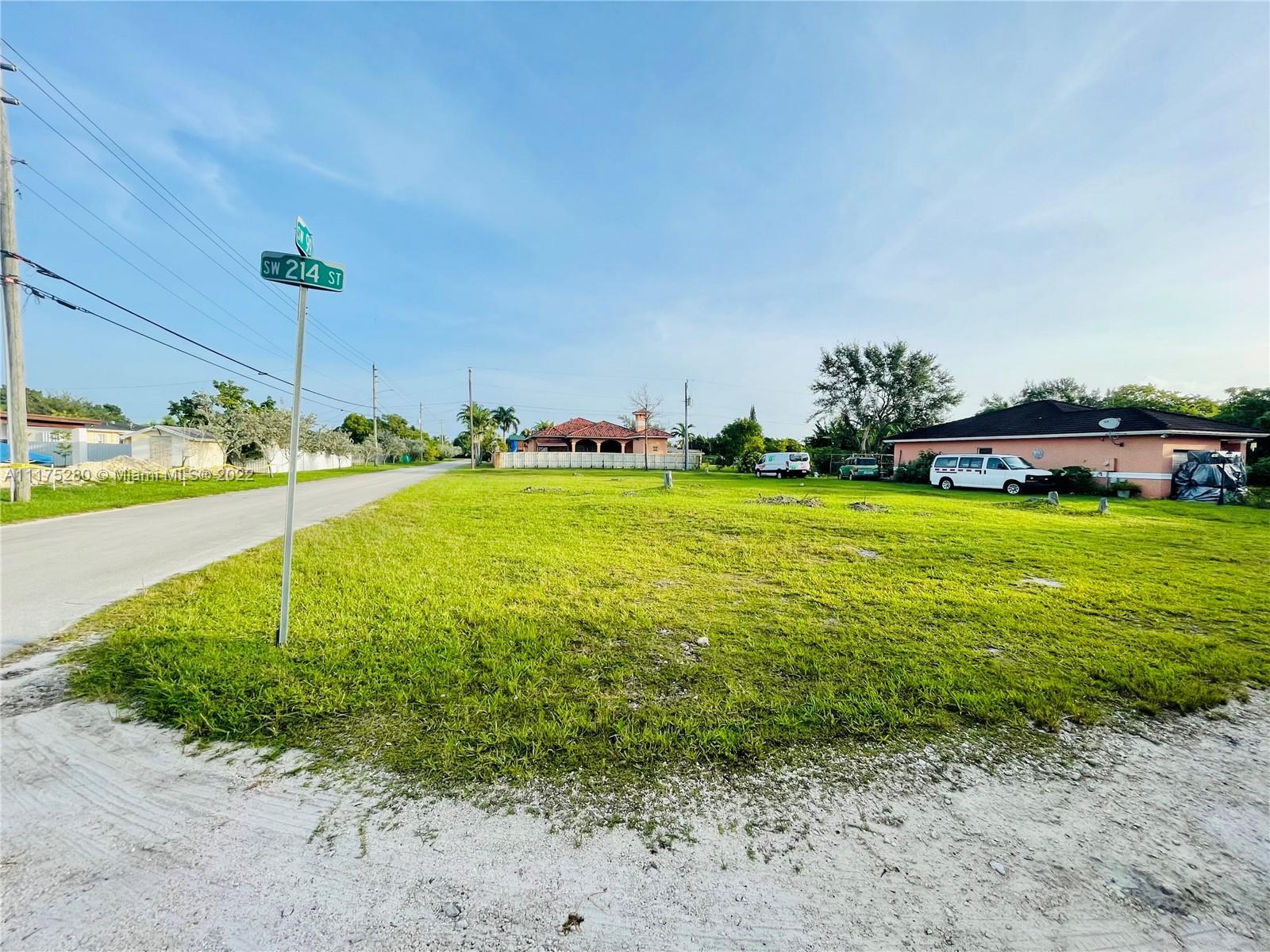 98xx SW 214 ST, Cutler Bay FL 33189