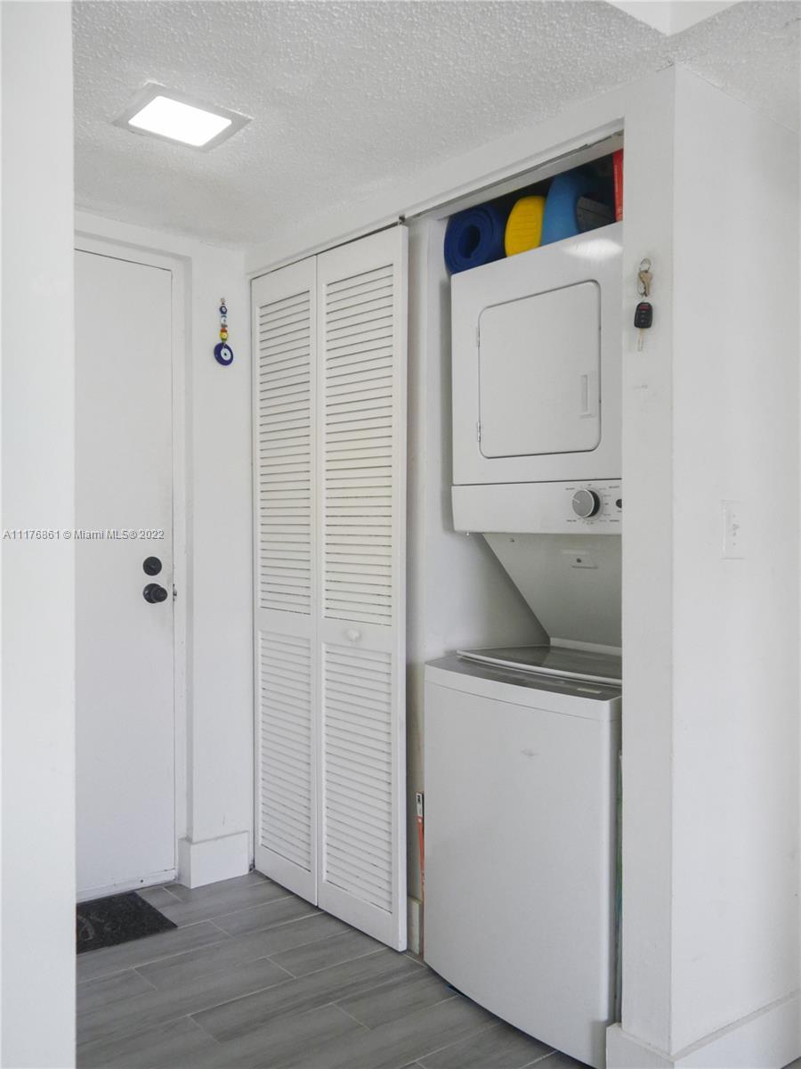 9380 W Flagler St # 211A, Miami FL 33174 photo 4