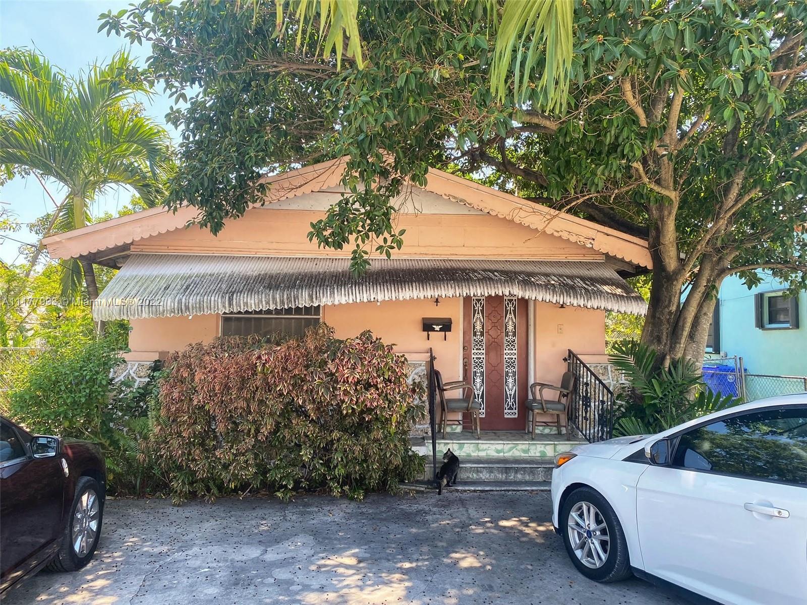 2800 SW 6th St, Miami FL 33135 photo 3