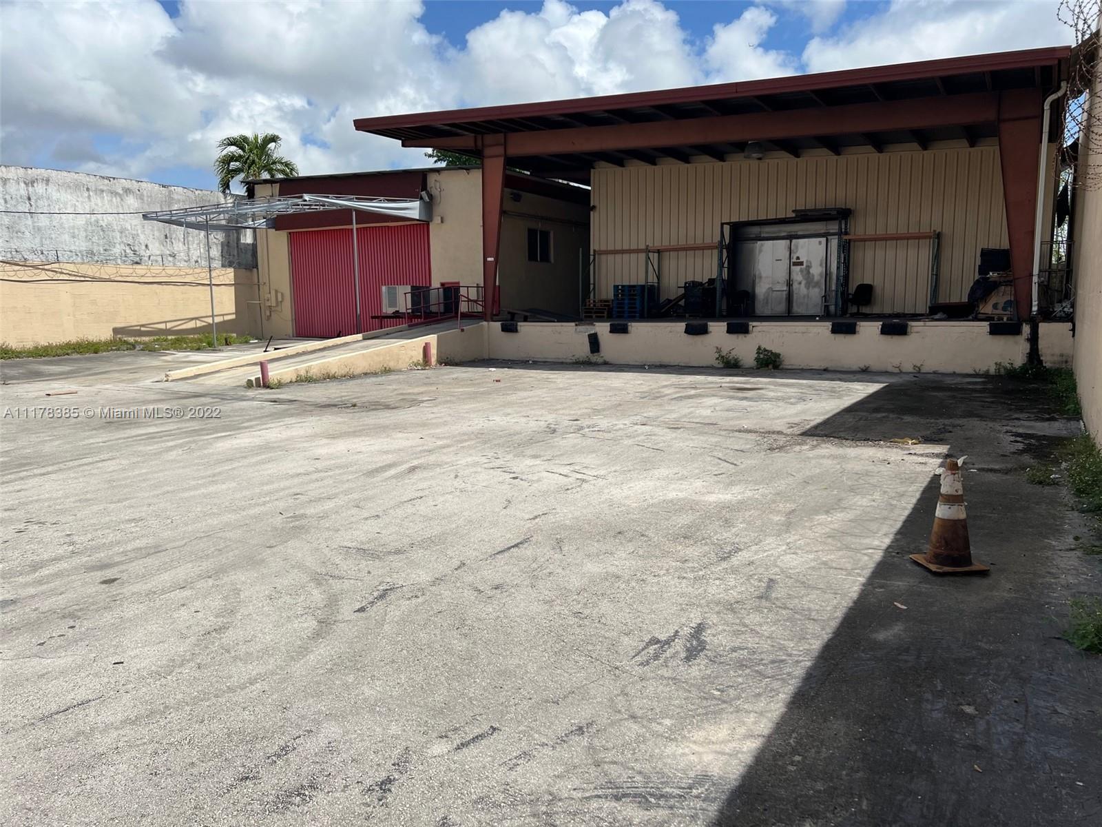 2121 NW 24th Ave, Miami FL 33142 photo 2