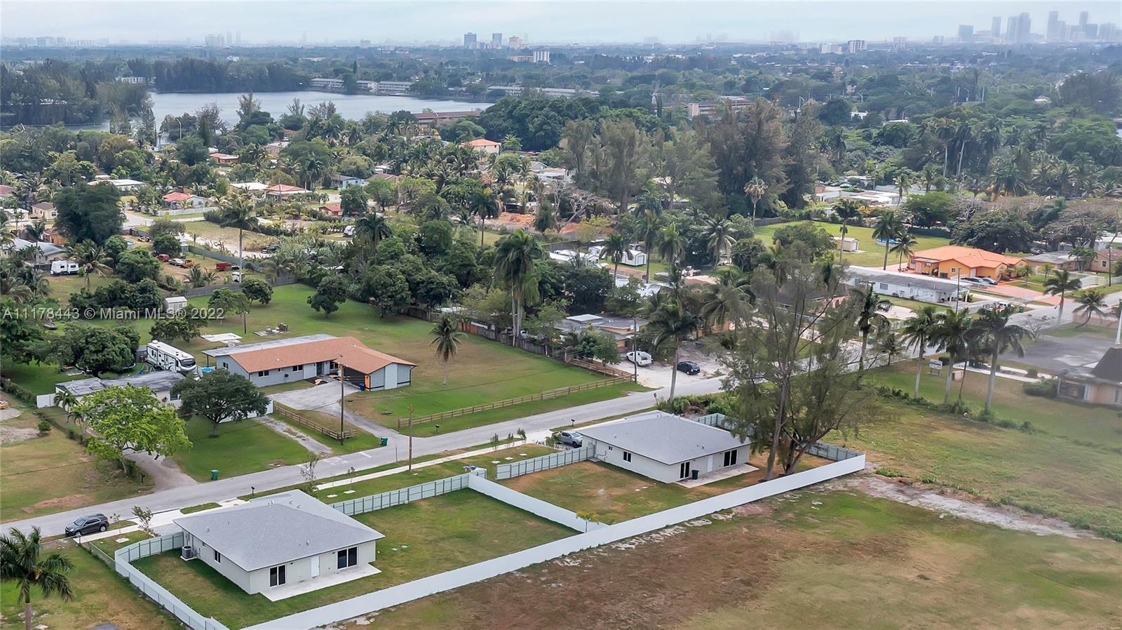 11048 NW 19th Ave, Miami FL 33167 photo 2