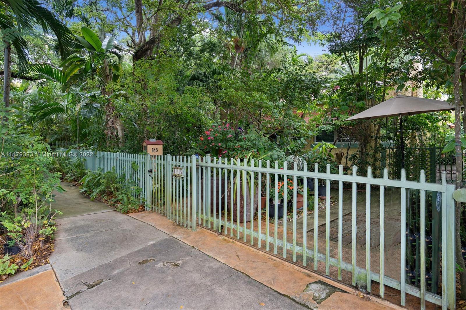 845 NW 9th Ct, Miami FL 33136 photo 5