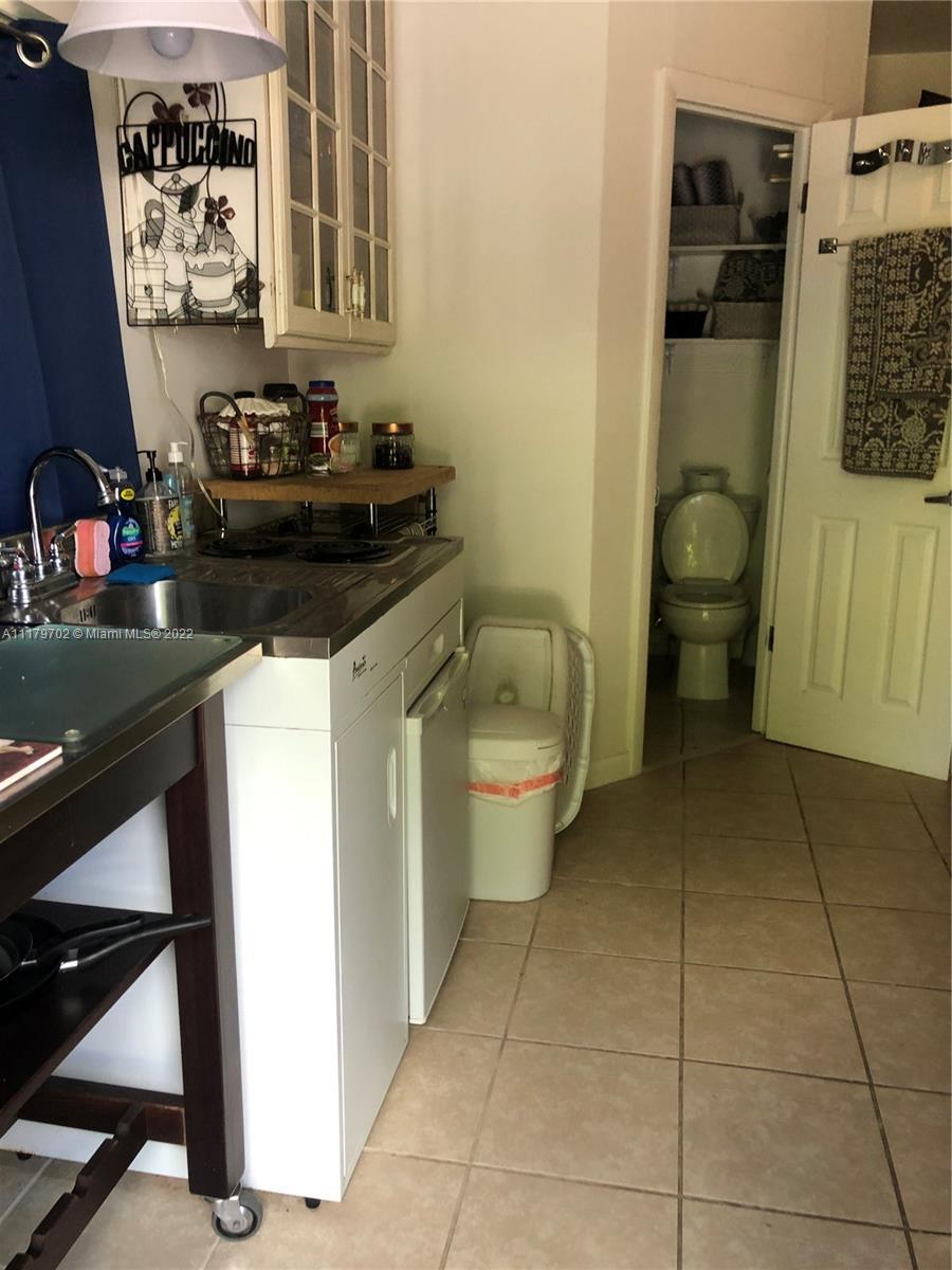 2151 N krome # 1, Homestead FL 33030 photo 3