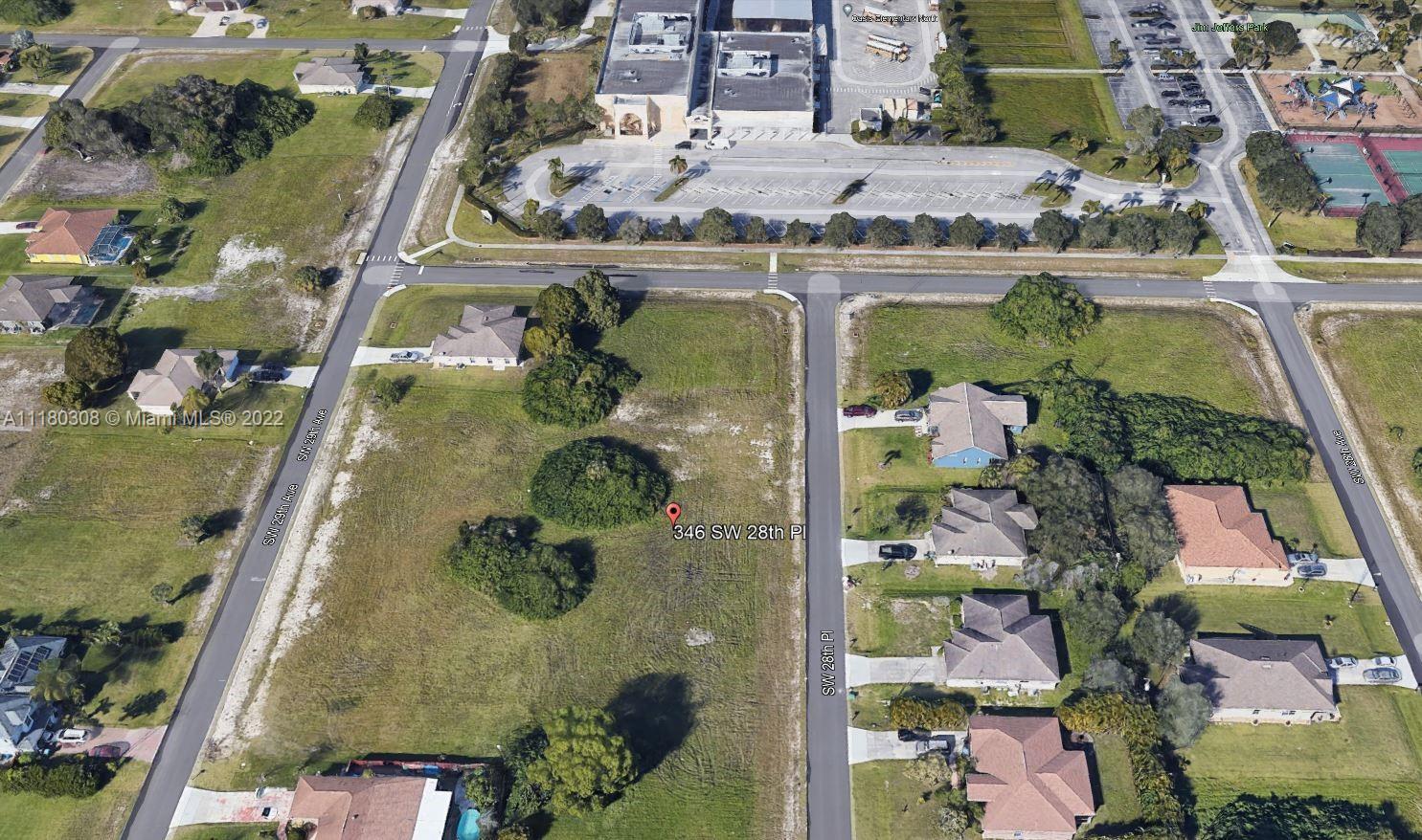 346 SW 28 place, Cape Coral FL 33991