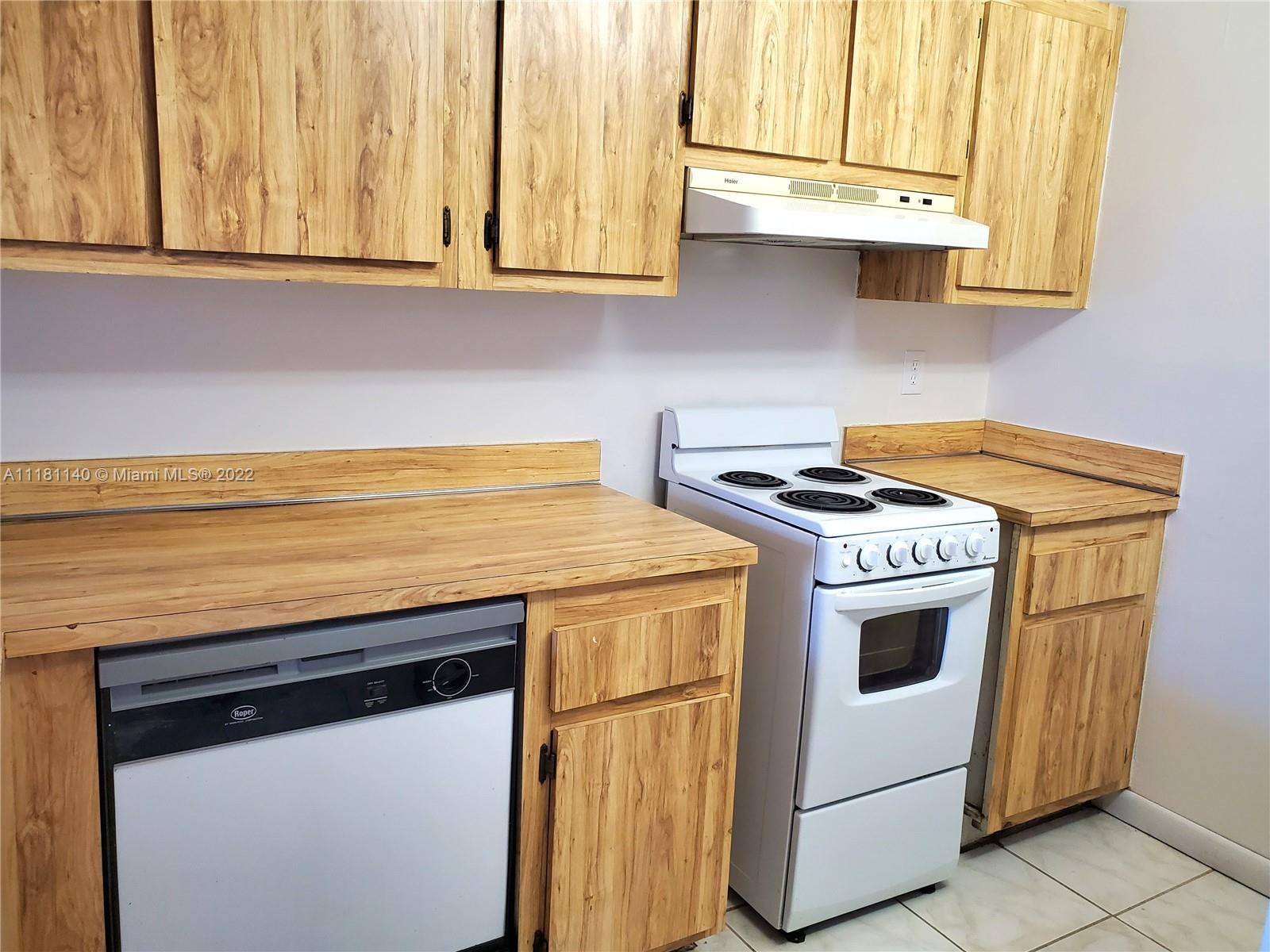 15324 SW 72 st # 11, Miami FL 33193 photo 3