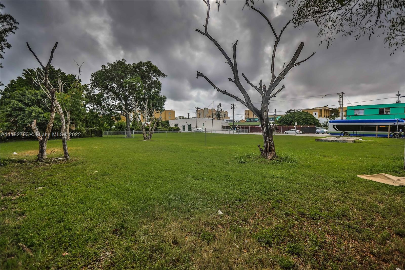 749 NW 5th Ave, Miami FL 33136 photo 3